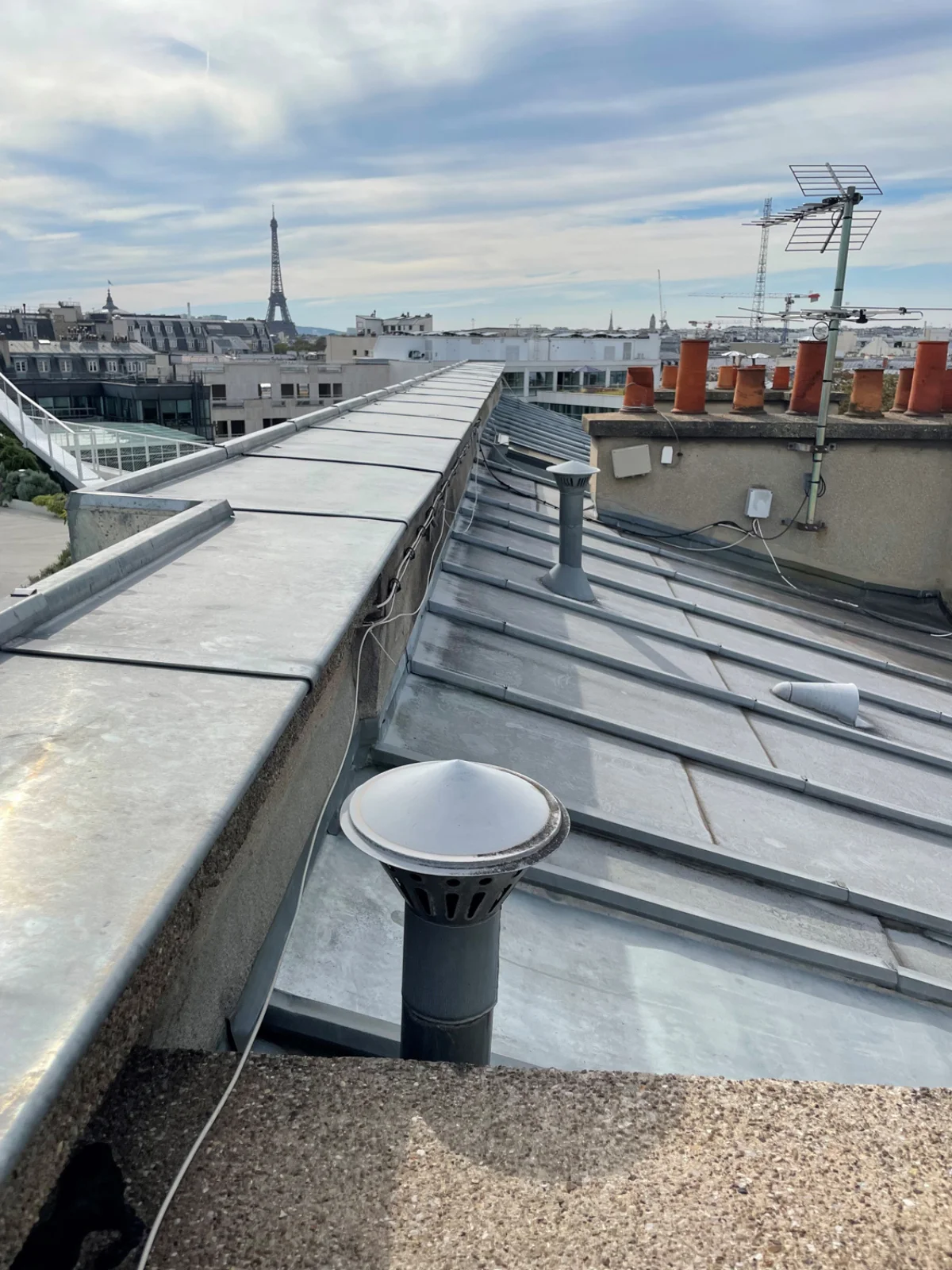 Réparation toiture zinc Paris 75