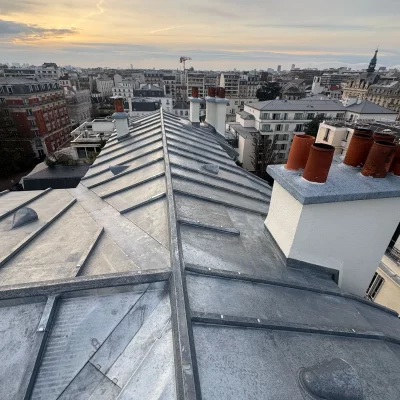 Rénovation toiture zinc Paris